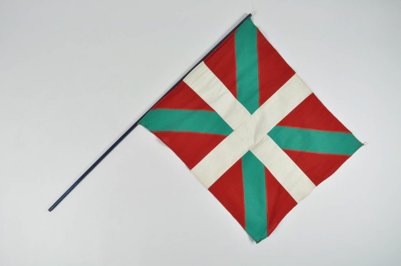 drapeau 1968.81.8 Photo Mucem