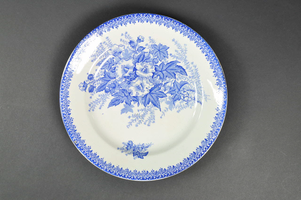 assiette creuse 1969.34.54 Photo Mucem