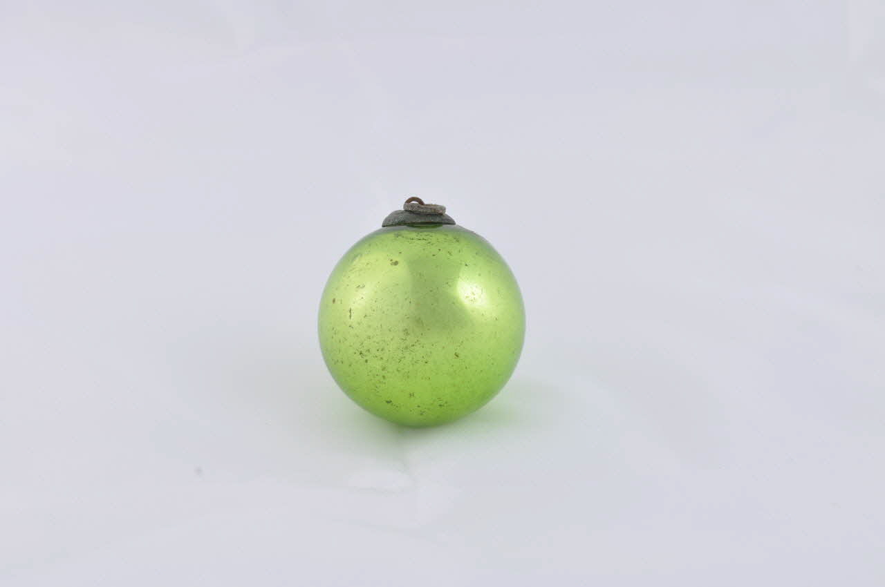 boule de verre 1969.34.70 Photo Mucem