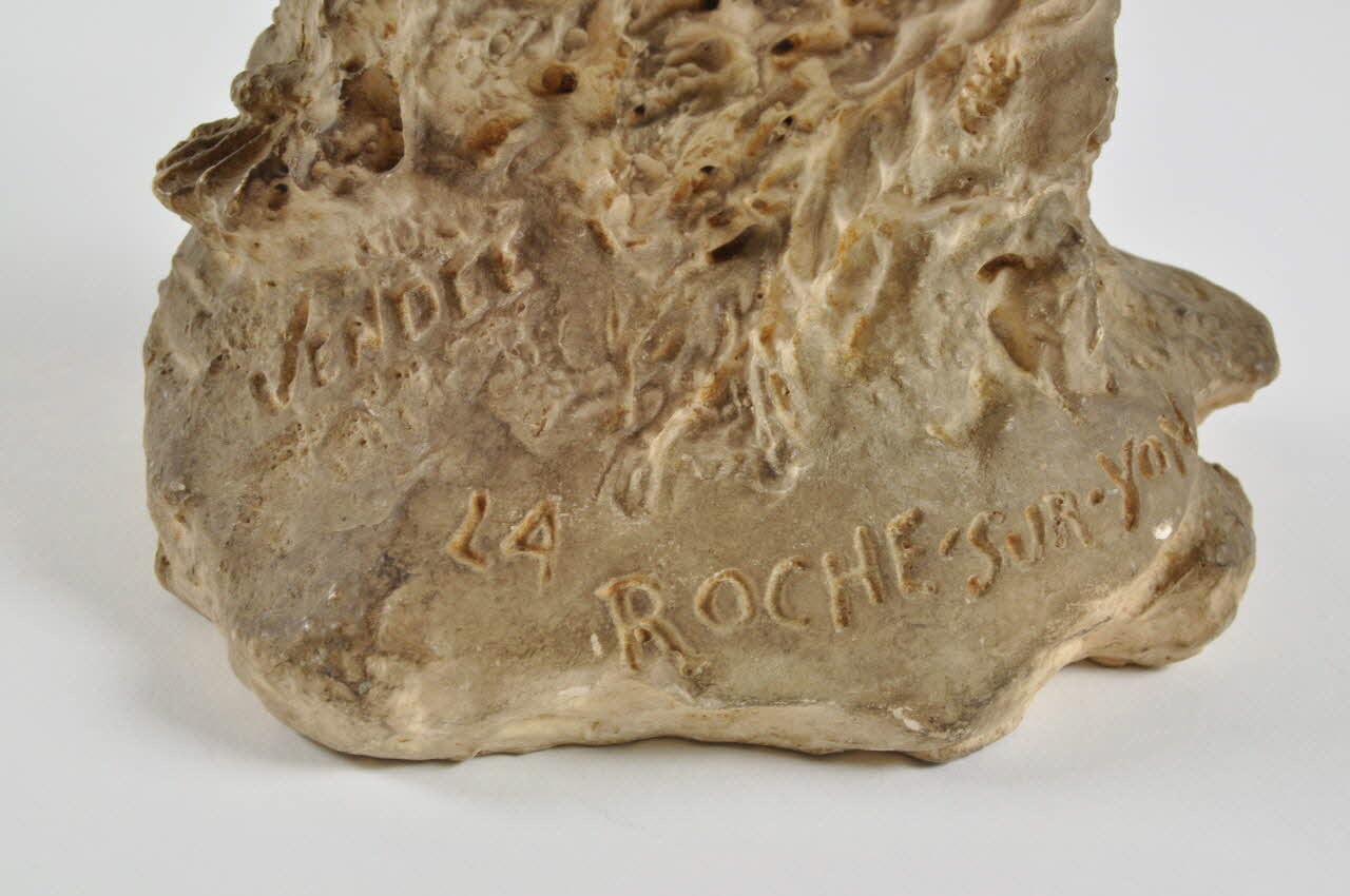 statuette Vendée La Roche-sur-Yon 1936.1787 Photo Mucem