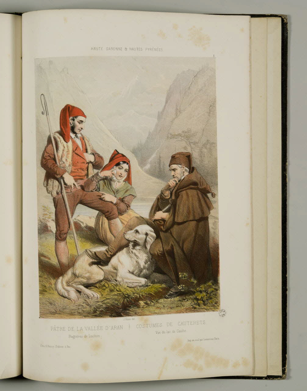 album HAUTE GARONNE & HAUTES PYRENEES.  PATRE DE LA VALLEE D'ARAN  Bagnères de Luchon.  COSTUME DE CAUTERETS  Vue du lac de Gaube. 1964.39.54.11 Photo