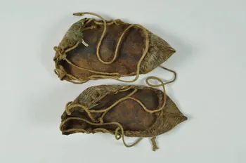 PAIRE DE SANDALES DMH1968.23.454.9 Photo Mucem