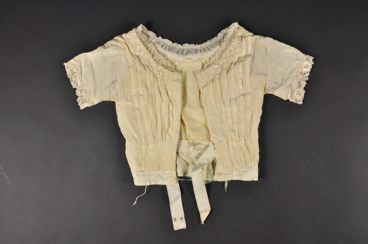 Cheminade corsage France 1880 1969.60.9 Photo Mucem