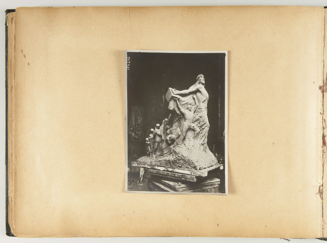 album Photographie de statue 1981.53.1.107 Photo