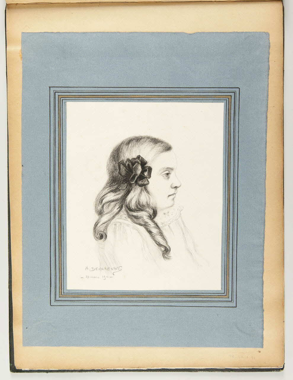 Devarenne Anatole partie d'un ensemble de dessins, album Portrait de fillette 1911 1981.53.1.91 Photo