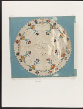 lettre de baptême Dentelle de papier 1990.26.91 Photo
