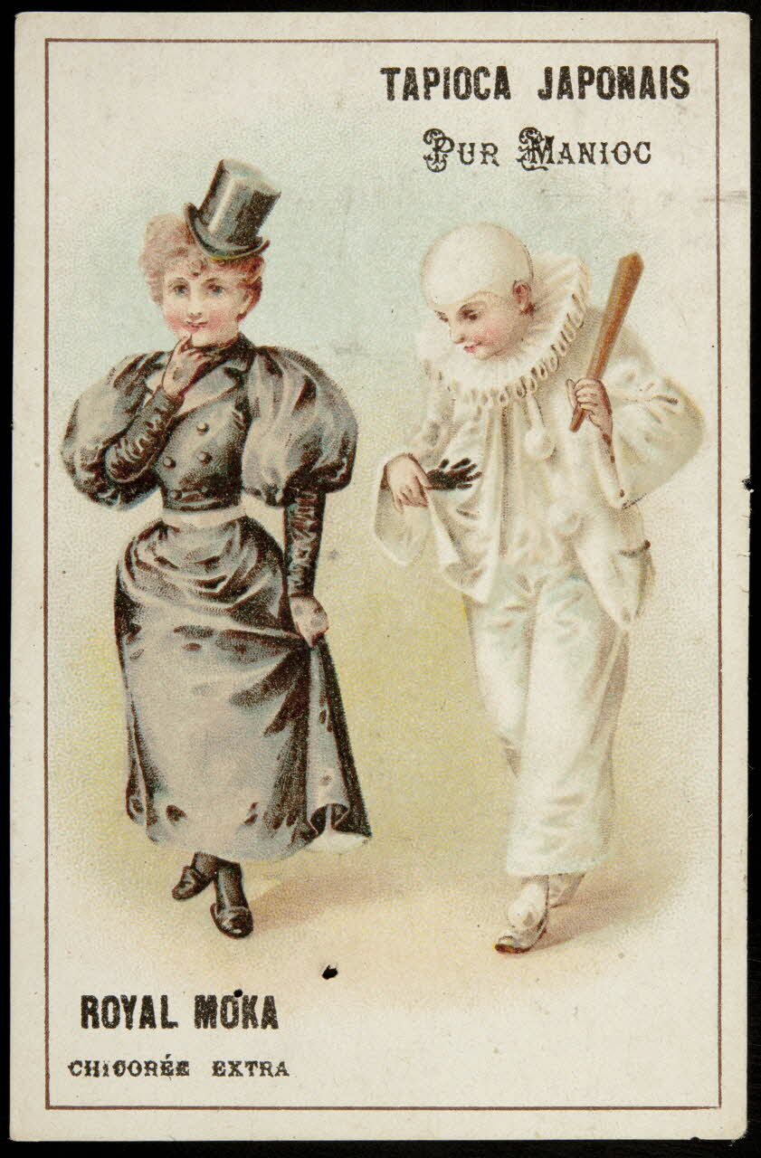 carte réclame Pierrot en blanc tient un bâton, à côté d'une jeune femme en noir portant un chapeau haut-de-forme 1998.77.117.1 Photo