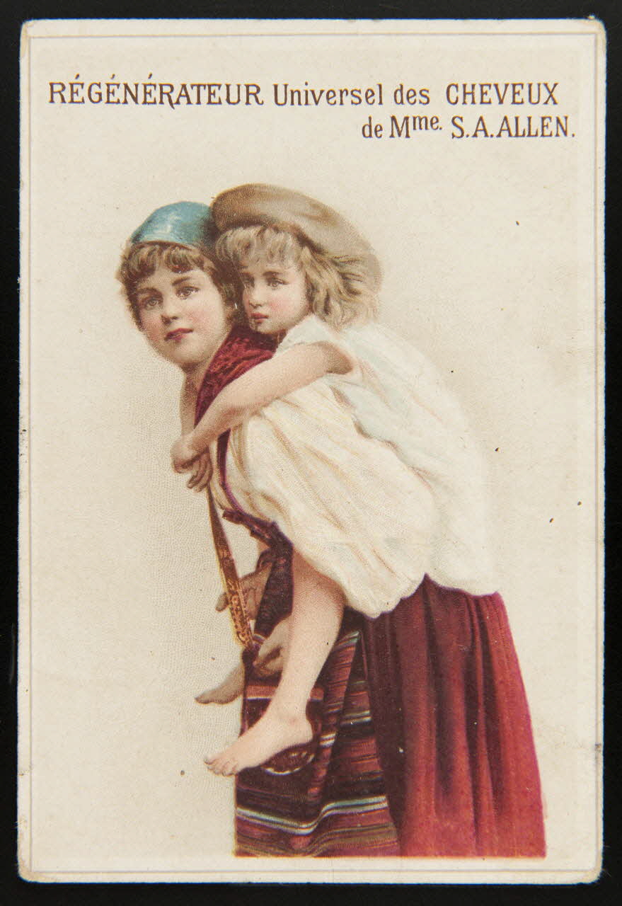 carte réclame Jeune fille portant une fillette sur le dos 1998.77.203.3 Photo