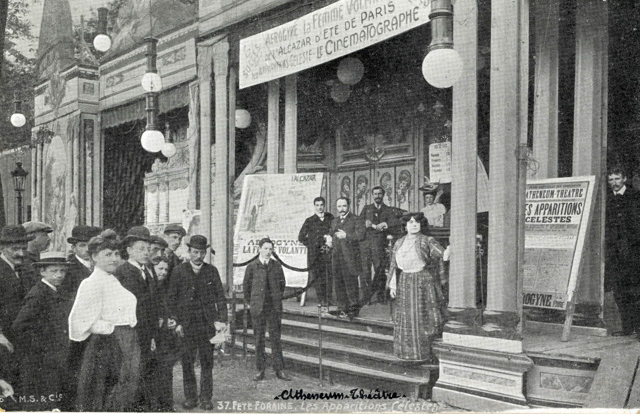 37. Fête foraine. Les apparitions célestes. Atheneum théâtre. Sou.2.27.1 Photo