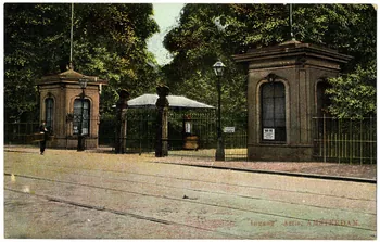 Amsterdam. Ingang artists Sou.21.78.1  Photo