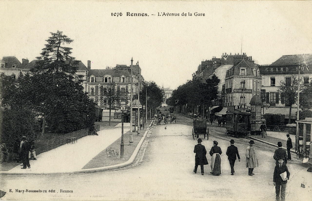 1076. Rennes. L'avenue de la gare. Sou.3.102.1 Photo