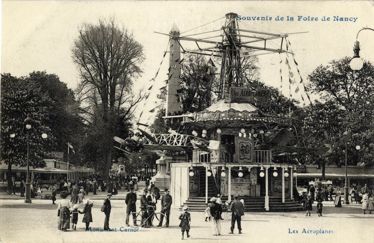 Souvenir de la foire de Nancy. Monument Carnot. Les Aéroplanes. Sou.3.146.2 Photo
