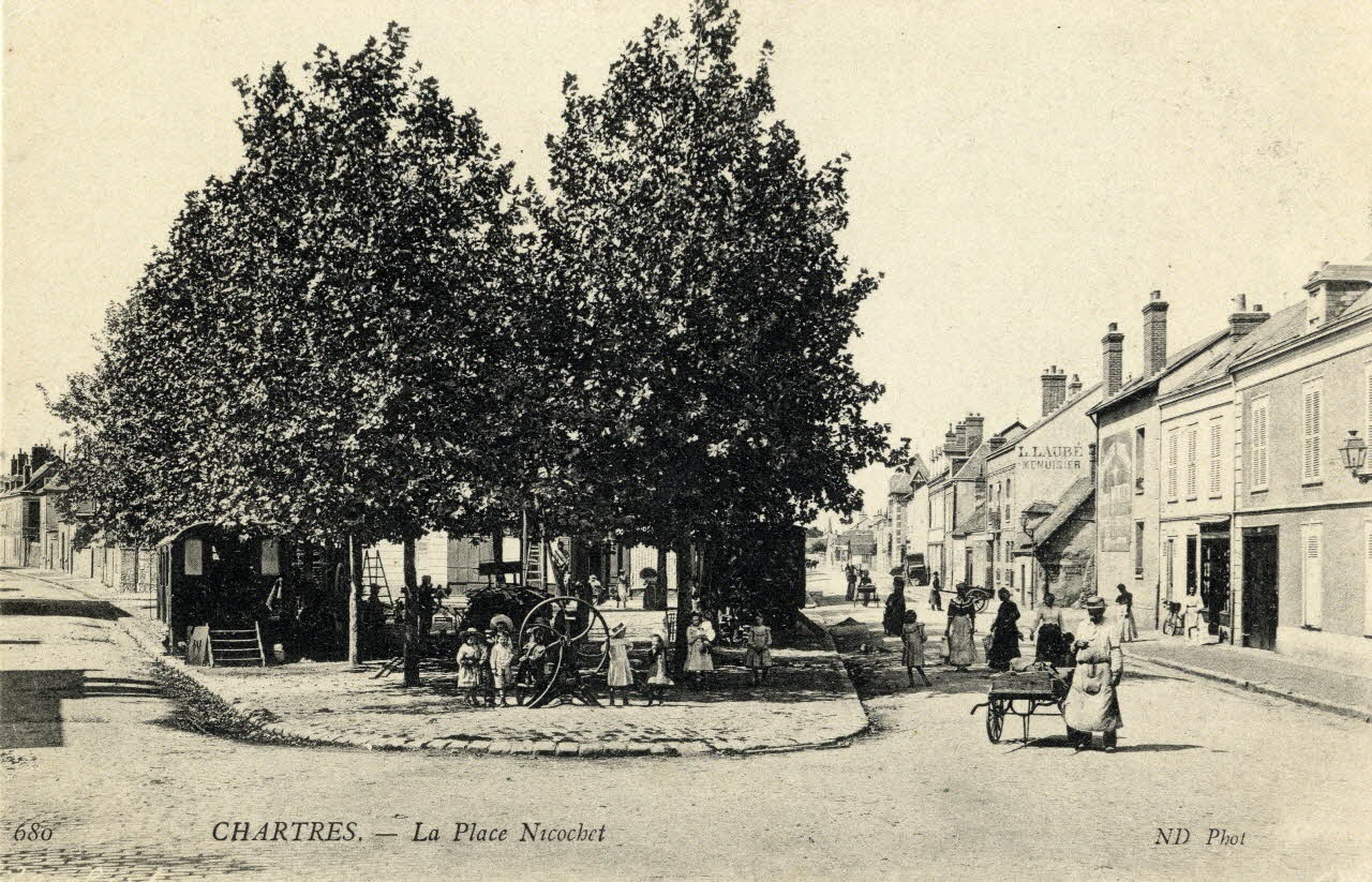 Chartres. La place Nicochet. Sou.3.161.2 Photo