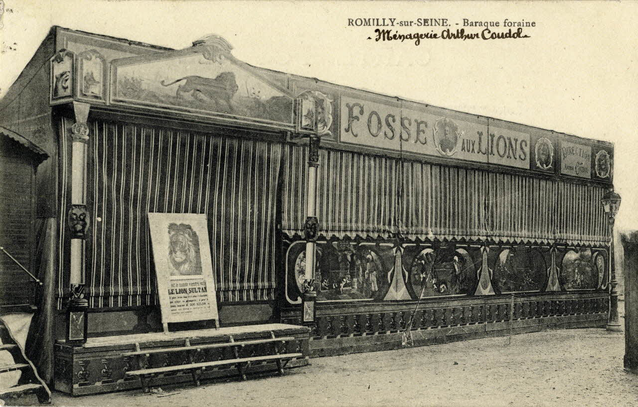 Ménagerie Arthur Coudol. Romilly-sur-Seine. Baraque foraine Sou.5.103.2 Photo