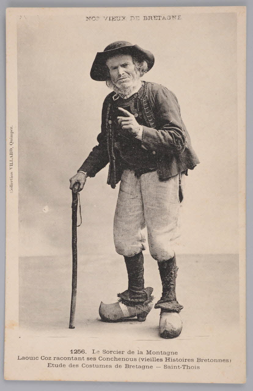 carte postale Le Sorcier de la Montagne Laouic Coz racontant ses Conchenous (vieilles Histoires Bretonnes) Sou.B.107 Photo