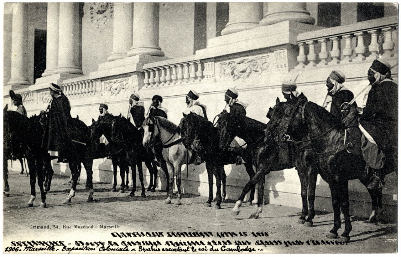 1906. Marseille. Exposition coloniale. Spahis escortant le roi du Cambodge Provence-Alpes-Côte d'Azur, France 1906 Sou.B.12 Photo