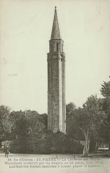 carte postale LANTERNE DES MORTS CONSTRUITE AU XIIIe SIECLE Charente-Maritime 1930 010008  Photo