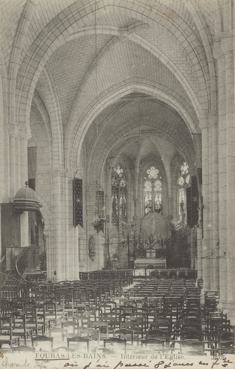 carte postale INTERIEUR DE L'EGLISE Charente-Maritime 1903-1920 010040 Photo