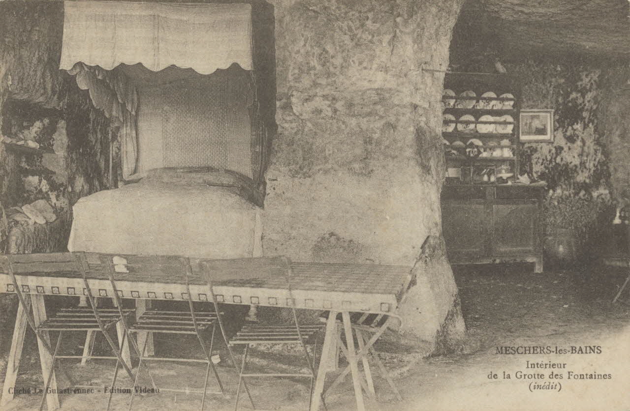 carte postale MESCHERS-GROTTE DES FONTAINES Charente-Maritime 1903-1950 010191 Photo