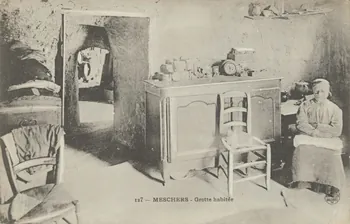 carte postale MESCHERS-GROTTE HABITEE Charente-Maritime 1903-1950 010192 Photo