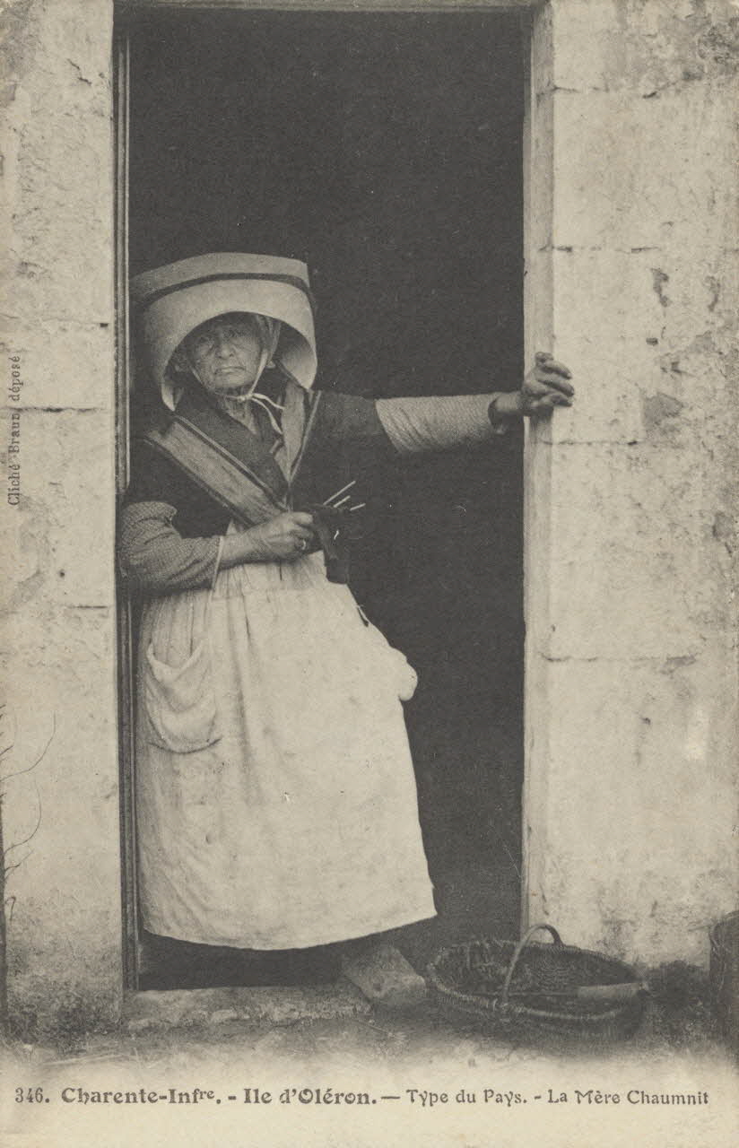 carte postale TYPE DU PAYS-LA MERE CHAUMNIT 1903-1950 010261 Photo