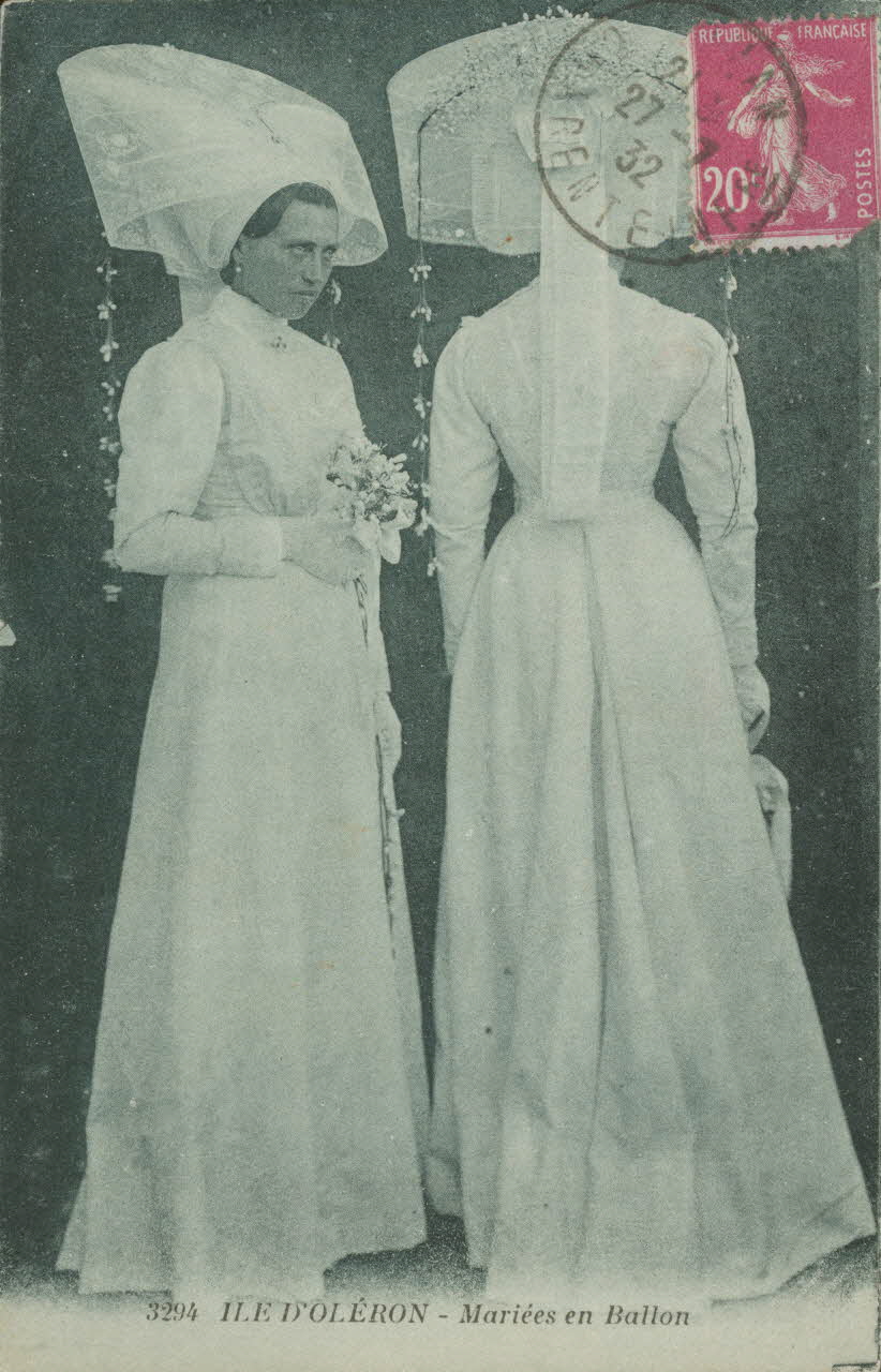 carte postale ILE D'OLERON-MARIEES EN BALLON 1932 010290 Photo