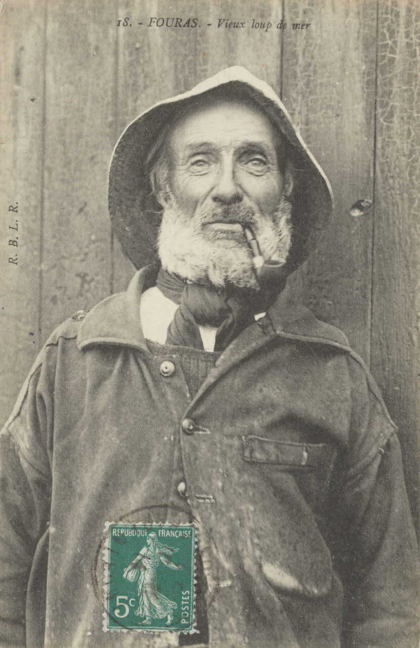 carte postale VIEUX LOUP DE MER Charente-Maritime 1914 010329 Photo