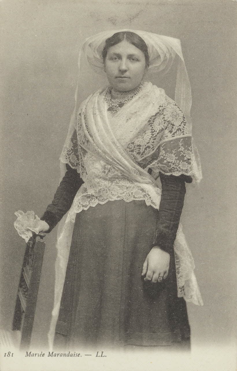 carte postale MARIEE MARANDAISE Charente-Maritime 1903-1950 010342 Photo