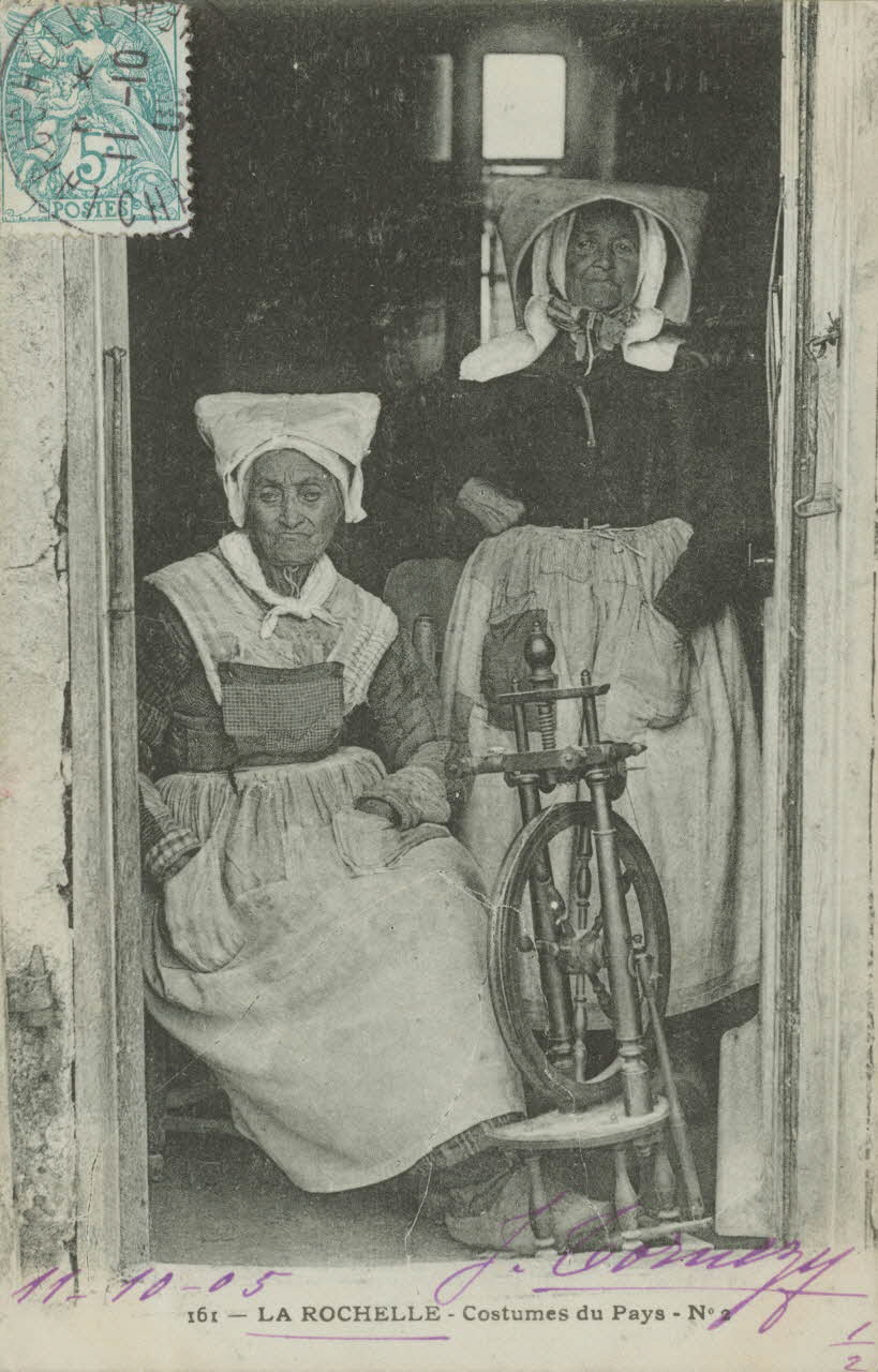 carte postale COSTUMES DU PAYS Charente-Maritime 1905 010360 Photo