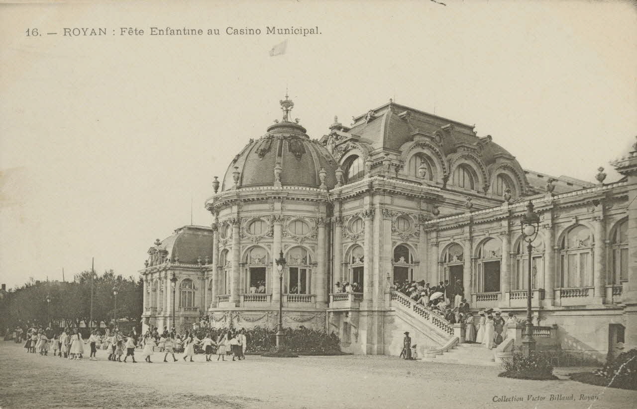 carte postale FETE ENFANTINE AU CASINO Charente-Maritime 1903-1920 010401 Photo