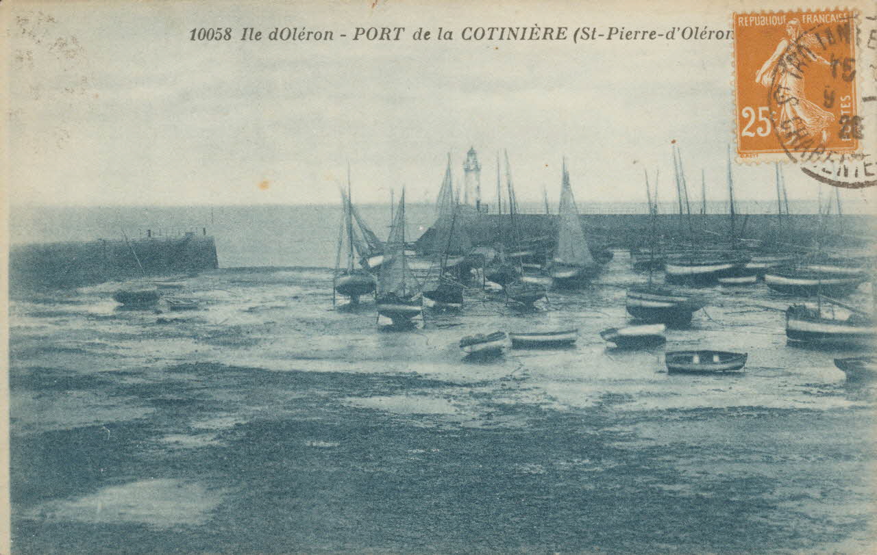 carte postale ILE D'OLERON. PORT DE LA COTINIERE Charente-Maritime 1903-1920 010534 Photo
