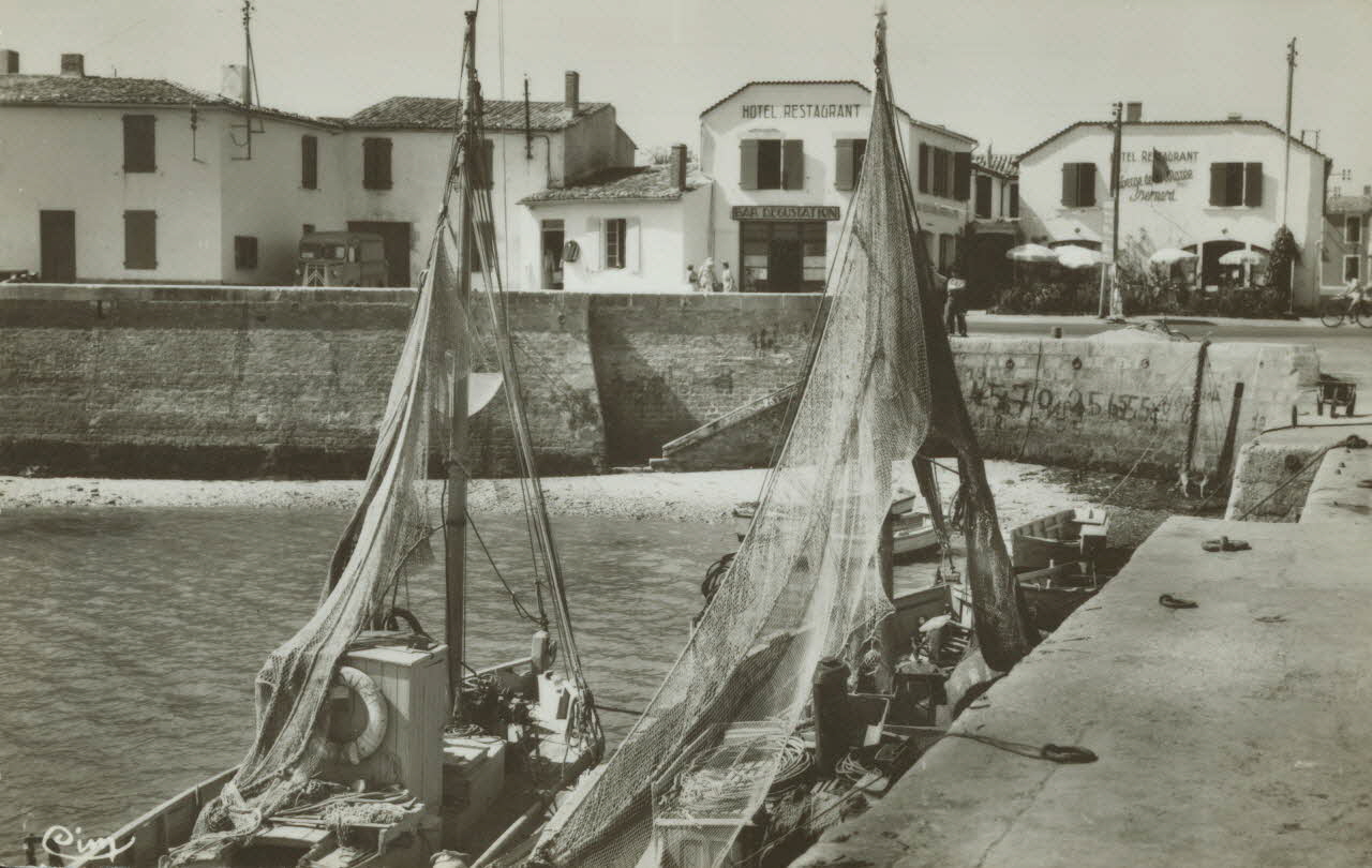 carte postale RIVEDOUX. LE PORT Charente-Maritime 1960 010548 Photo