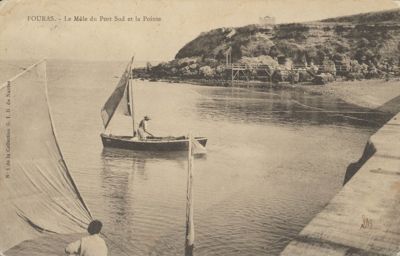 carte postale LE MOLE DU PORT SUD ET LA POINTE Charente-Maritime 1903 010560 Photo