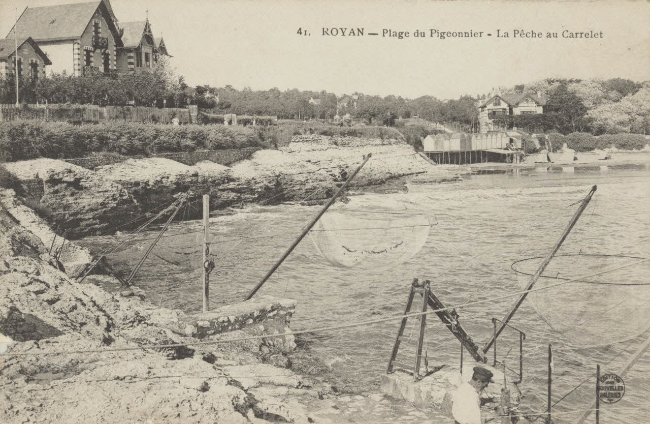 carte postale LA PECHE AU CARRELET Charente-Maritime 1903-1920 010617 Photo