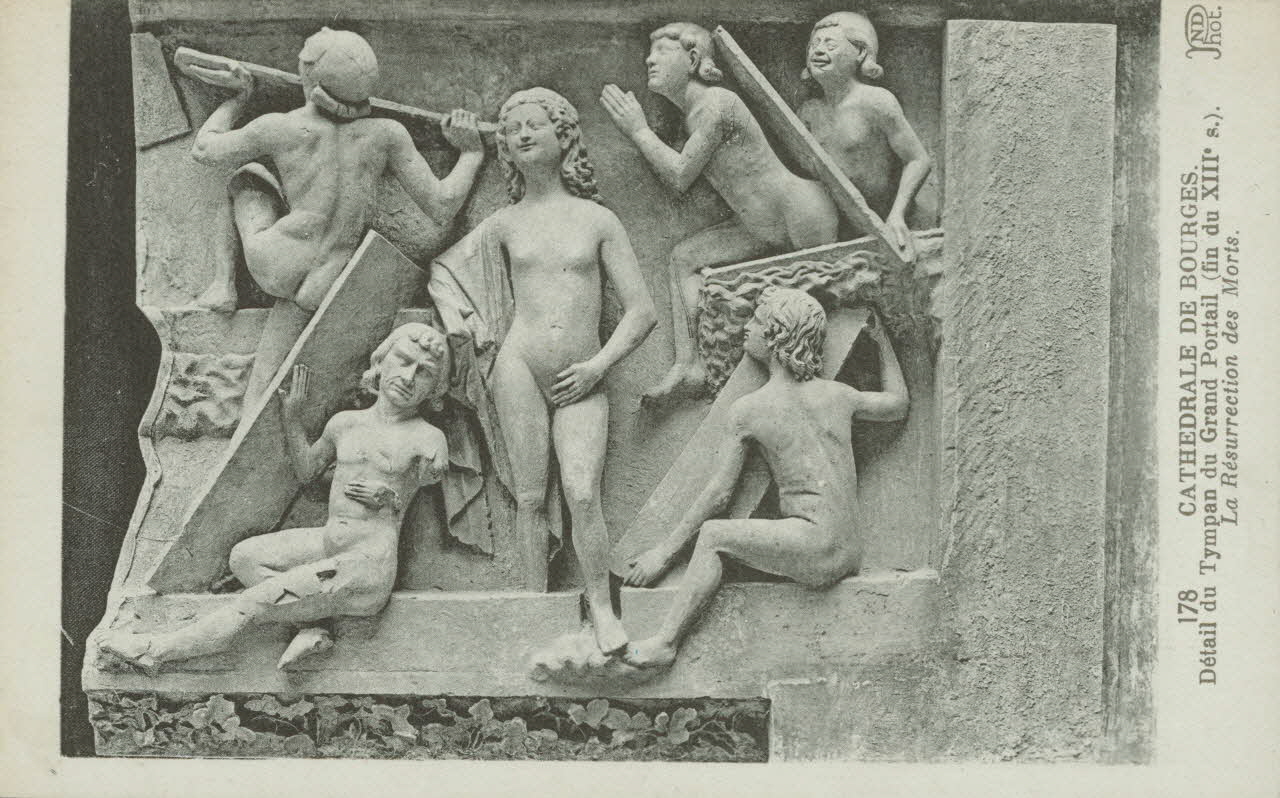 carte postale DETAIL TYMPAN GRAND PORTAIL (XIIIe)RESURRECTION Cher 1903-1920 011190 Photo