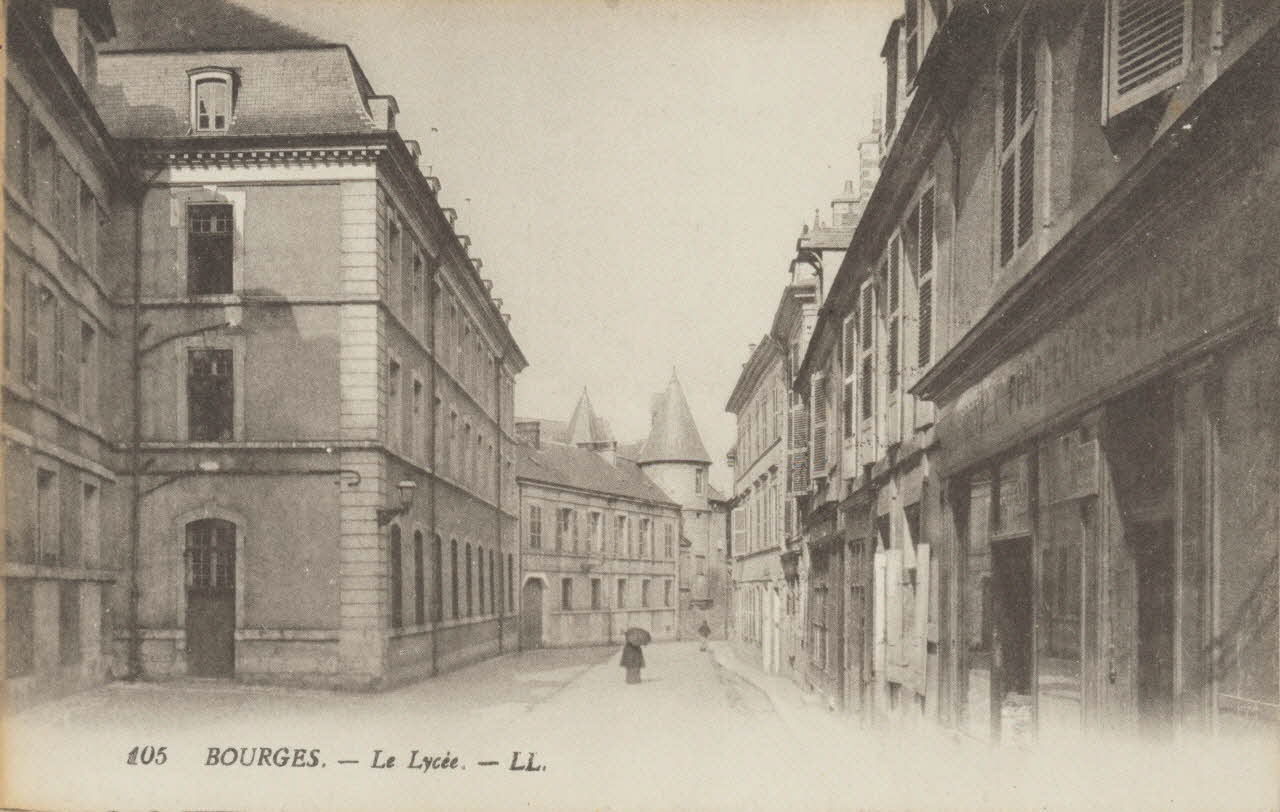 carte postale LE LYCEE Cher 1903-1920 011322 Photo