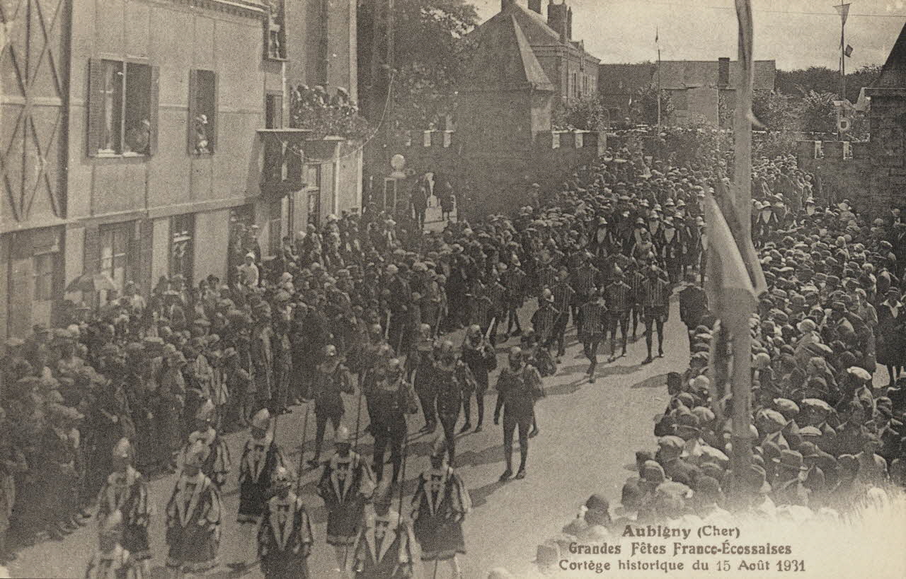 carte postale FETES FRANCO-ECOSSAISES Cher 1931 011399 Photo