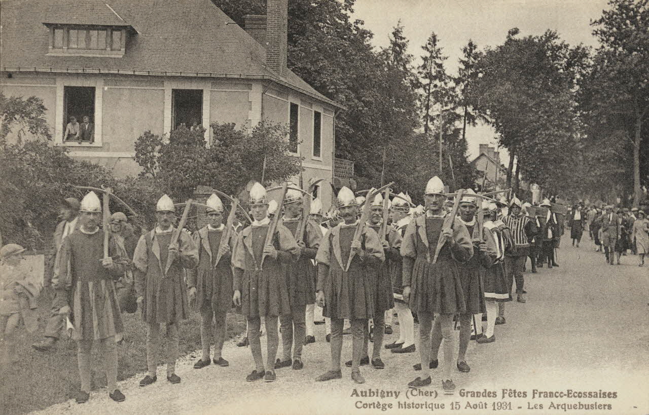 carte postale FETES FRANCO-ECOSSAISES Cher 1931 011401 Photo