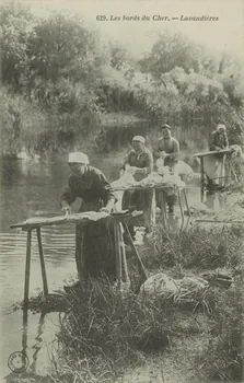 carte postale LES BORDS DU CHER LAVANDIERES 1903-1920 011432  Photo