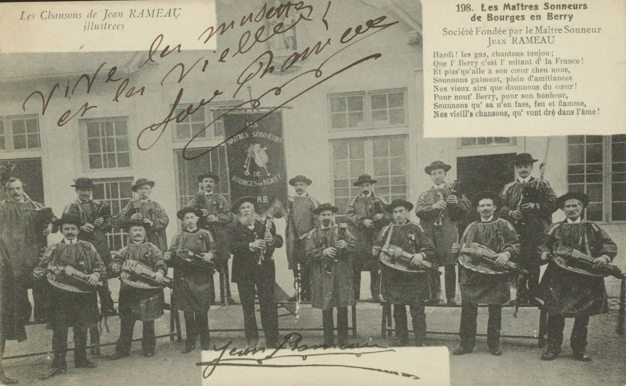 carte postale LES MAITRES SONNEURS DE BOURGES Cher 1903-1920 011457 Photo