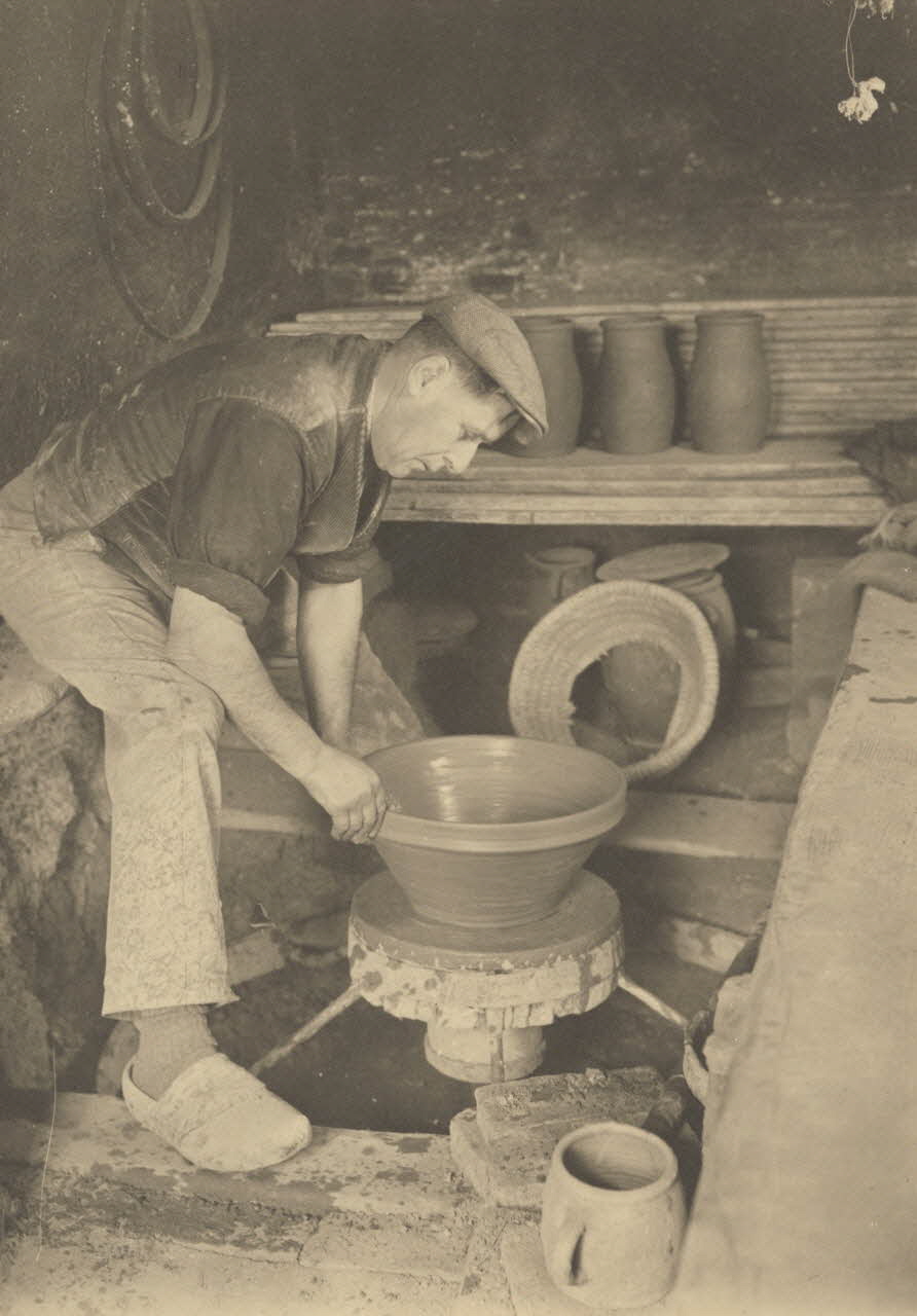 carte postale POTIER DE LA BORNE AU TOUR Cher 1950 011469 Photo