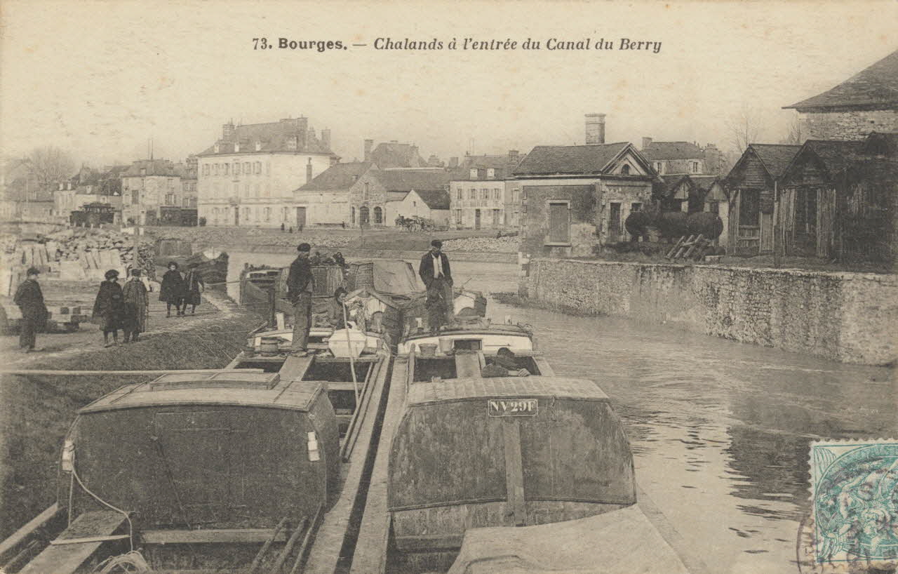carte postale CHALANDS, ENTREE CANAL DU BERRY Cher 1903-1920 011676 Photo