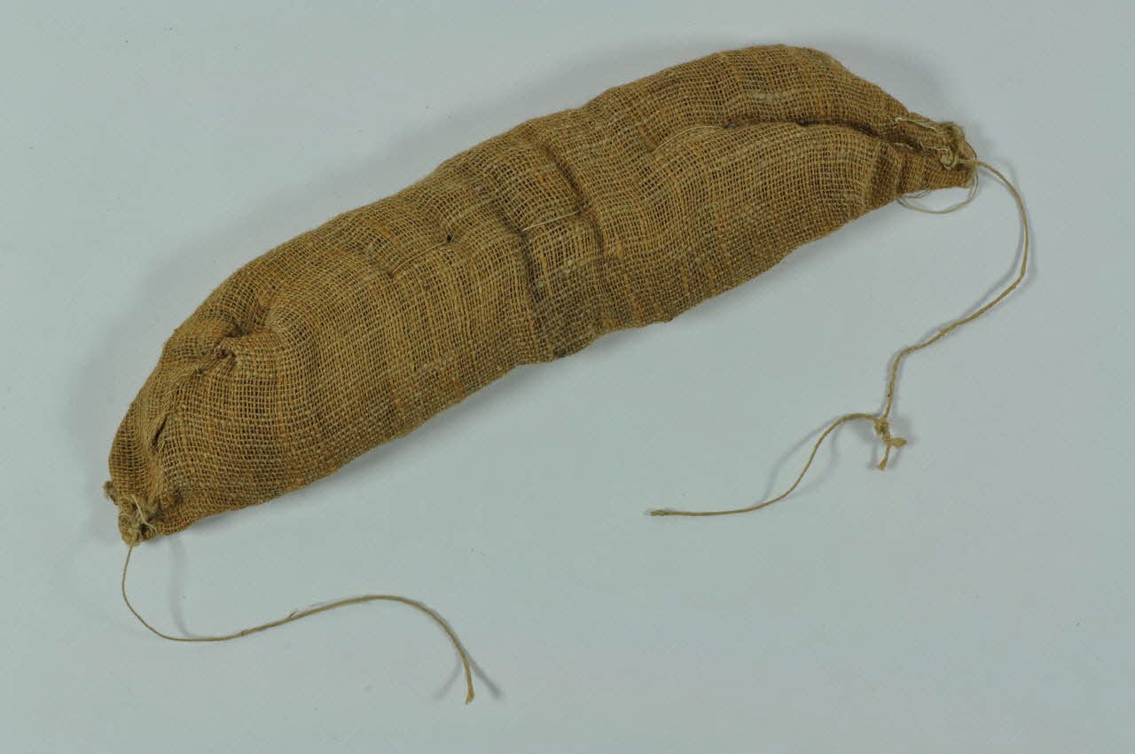 tournure 1936.203 Photo Mucem