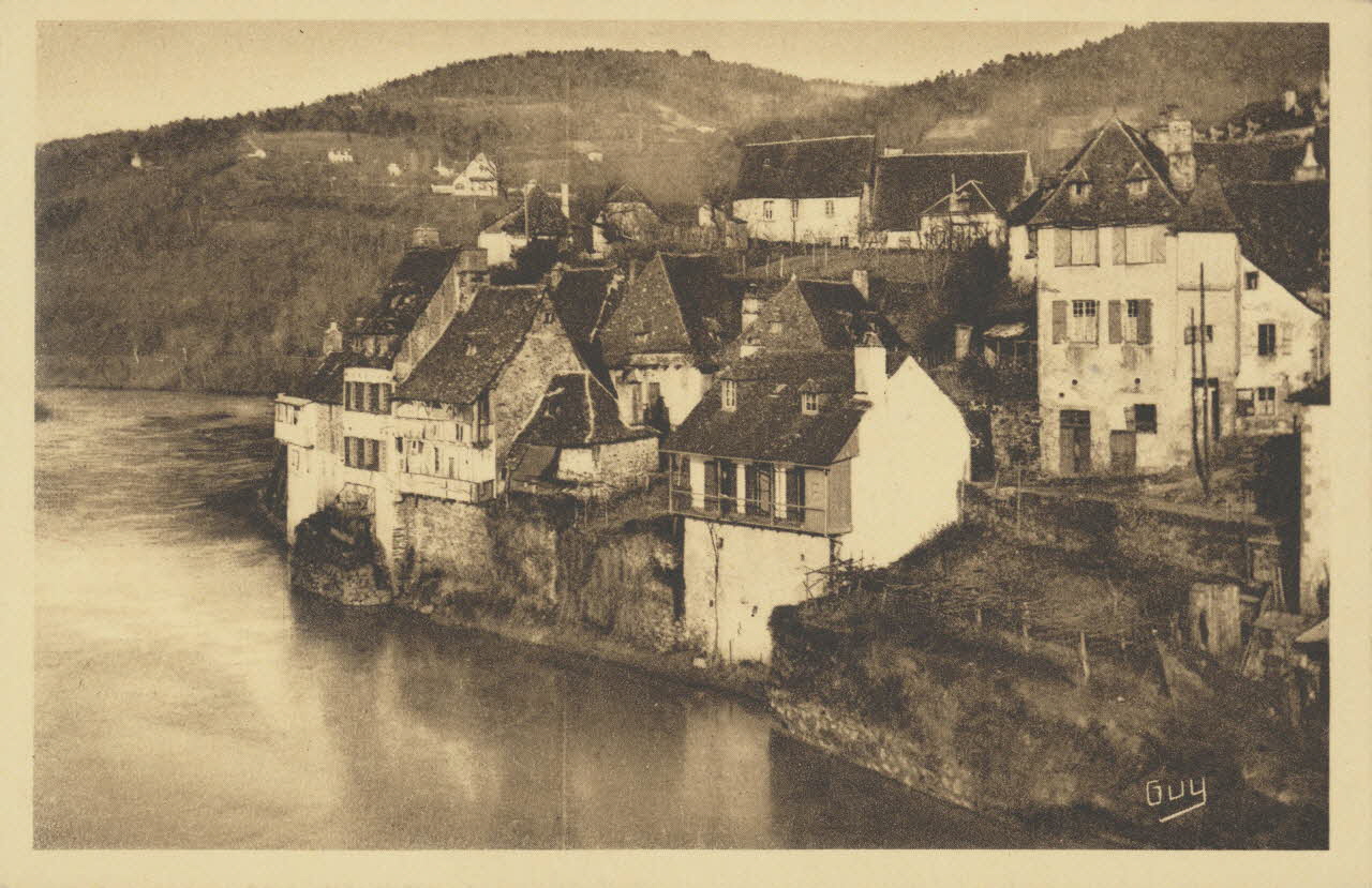 carte postale ARGENTAT-MAISONS SUR LA DORDOGNE 1950 011850 Photo