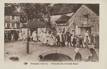 FARGEAS G. carte postale PROCESSION DES PENITENTS BLANCS Corrèze 1930 011974 Photo