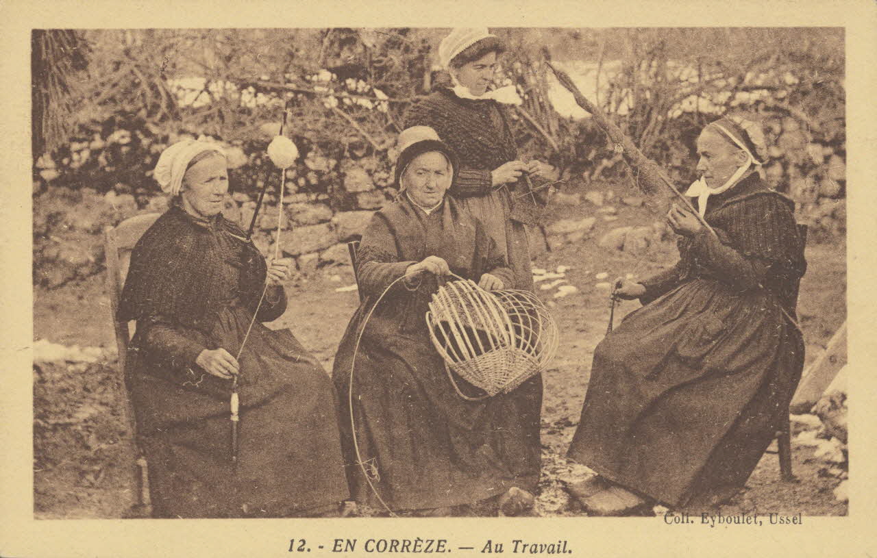 carte postale AU TRAVAIL 1903-1920 011976 Photo