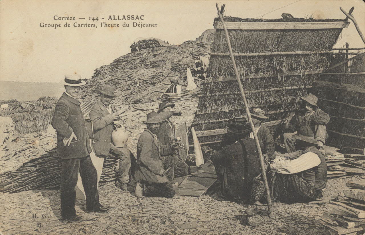 carte postale GROUPE DE CARRIERS, LE DEJEUNER 1907 011990 Photo