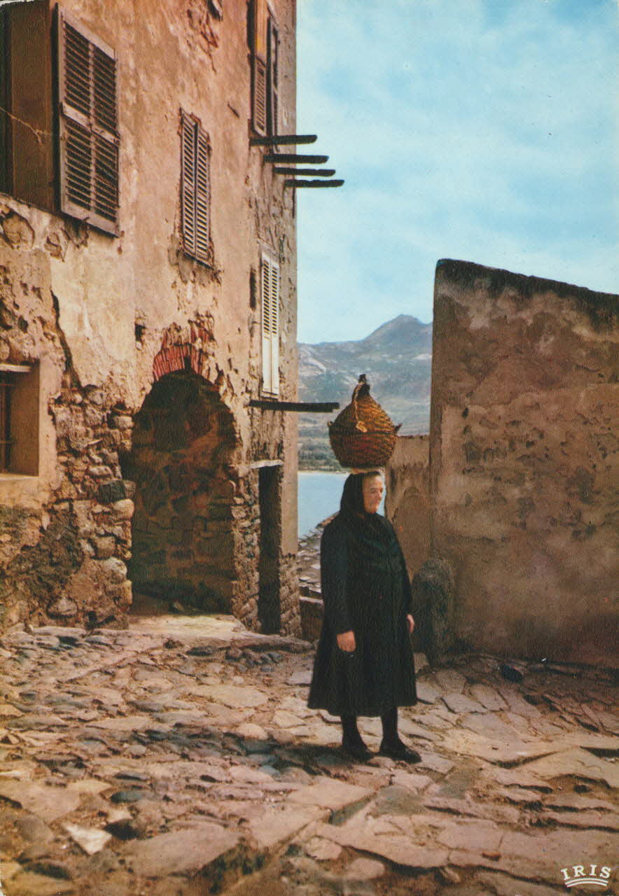 carte postale PAYSANNE CORSE 1966 012586 Photo