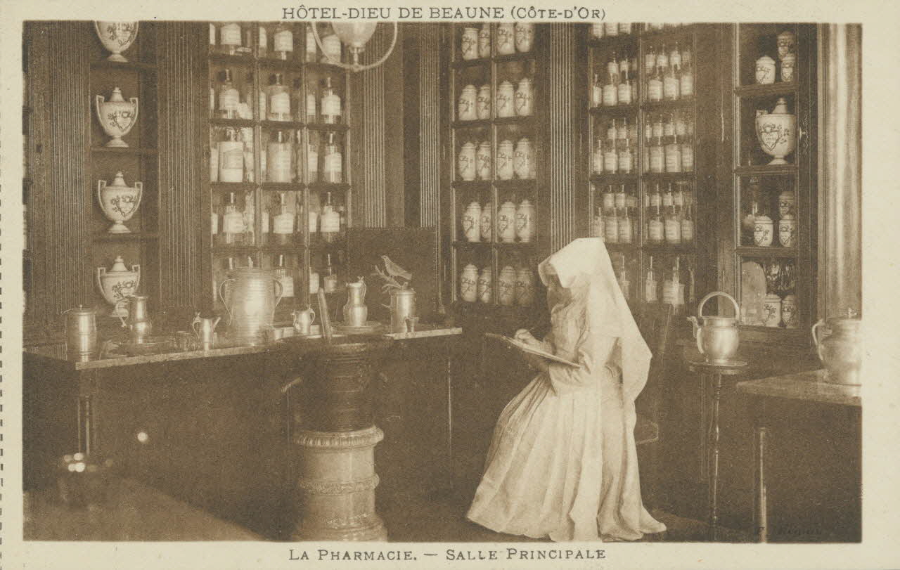 carte postale LA PHARMACIE. ; SALLE PRINCIPALE Côte-d'Or 1924 012806 Photo