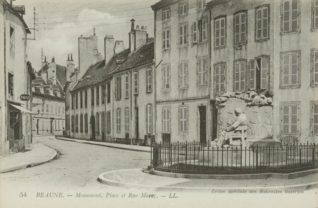 carte postale MONUMENT, PLACE ET RUE MAREY Côte-d'Or 1903-1920 013030 Photo